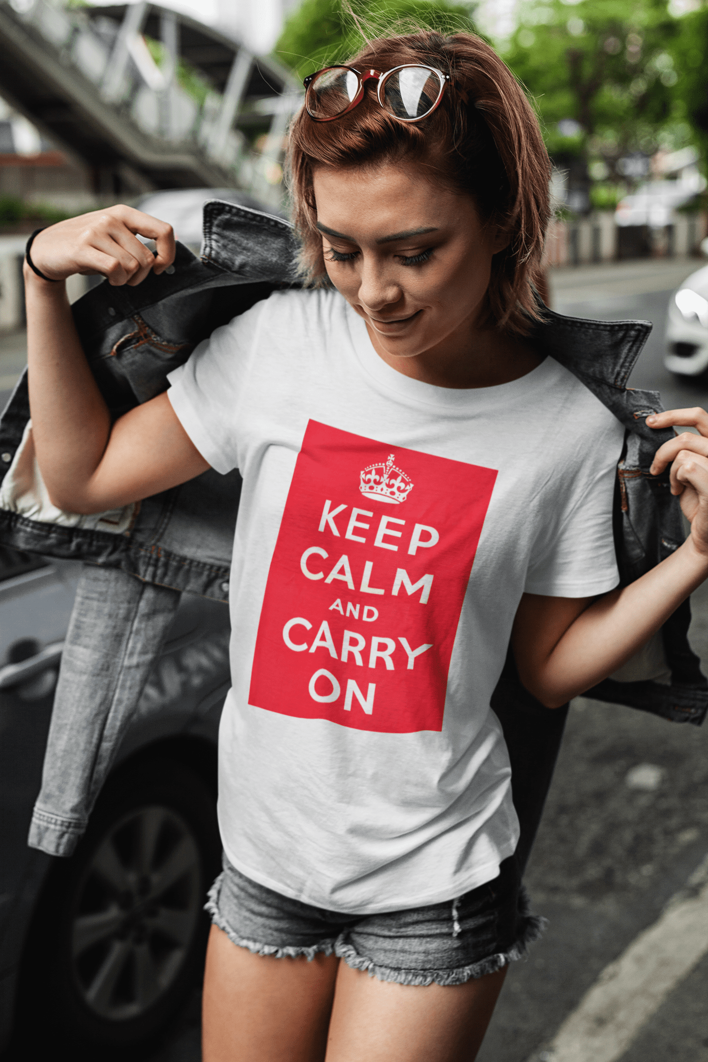 Keep Calm and Carry On Iconic British T-Shirt